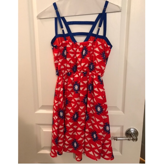 Gianni Bini Firecracker Dress - Picture 2 of 4